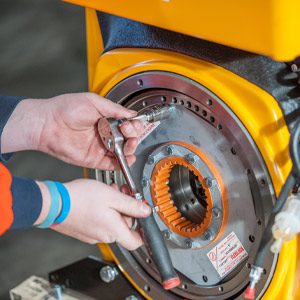 Tightening yellow engine at Hydeng